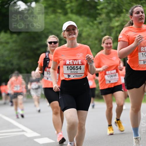 15.06.2025 - REWE Women's Run Dr. Thomas Lammeyer http://msf.ph/oto/7939037 15.06.2025 09:20:19 Laufen 10654, 10698, 10 meine-sportfotos.de