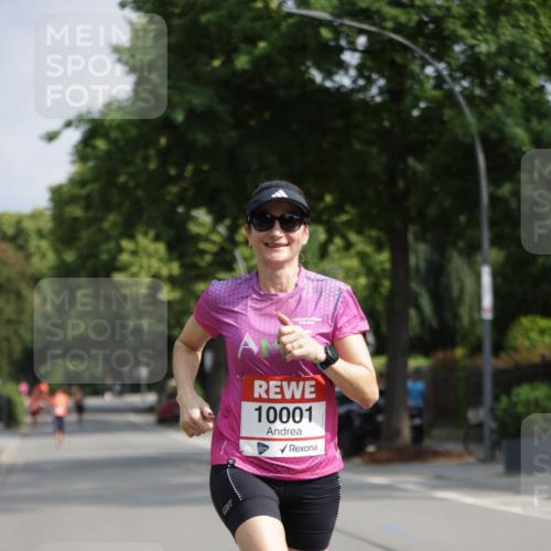 15.06.2025 - REWE Women's Run Jannik Wohlers http://msf.ph/oto/7939057 15.06.2025 08:44:25 Laufen 10001 meine-sportfotos.de