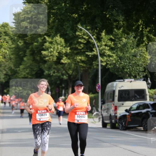 15.06.2025 - REWE Women's Run Jannik Wohlers http://msf.ph/oto/7939060 15.06.2025 09:57:17 Laufen 10639, 10482 meine-sportfotos.de