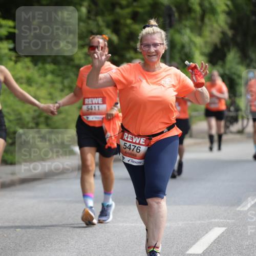 15.06.2025 - REWE Women's Run Jannik Wohlers http://msf.ph/oto/7939115 15.06.2025 10:14:38 Laufen 10, 5411, 5476 meine-sportfotos.de