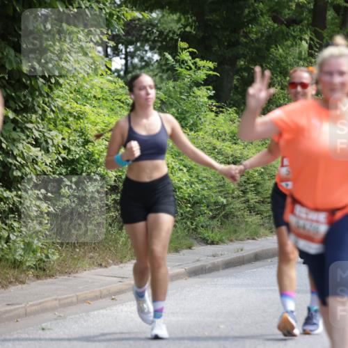 15.06.2025 - REWE Women's Run Jannik Wohlers http://msf.ph/oto/7939126 15.06.2025 10:14:39 Laufen 5446, 5192 meine-sportfotos.de