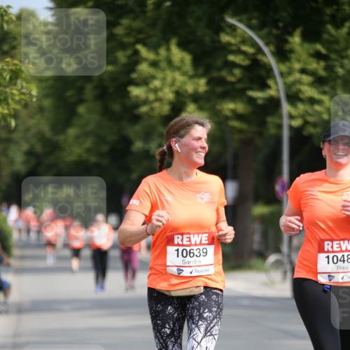 15.06.2025 - REWE Women's Run Jannik Wohlers http://msf.ph/oto/7939134 15.06.2025 09:57:19 Laufen 10639 meine-sportfotos.de