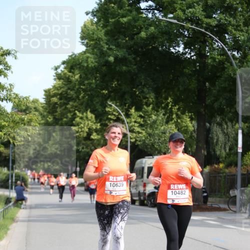 15.06.2025 - REWE Women's Run Jannik Wohlers http://msf.ph/oto/7939144 15.06.2025 09:57:20 Laufen 10639, 10482 meine-sportfotos.de