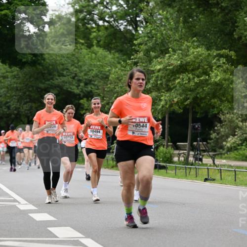 15.06.2025 - REWE Women's Run Dr. Thomas Lammeyer http://msf.ph/oto/7939170 15.06.2025 09:20:25 Laufen 226, 10713, 10494, 0544 meine-sportfotos.de