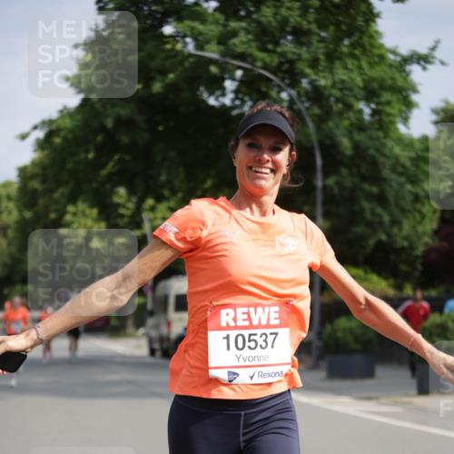 15.06.2025 - REWE Women's Run Jannik Wohlers http://msf.ph/oto/7939187 15.06.2025 08:44:39 Laufen 10537 meine-sportfotos.de