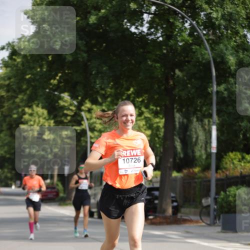 15.06.2025 - REWE Women's Run Jannik Wohlers http://msf.ph/oto/7939232 15.06.2025 08:44:44 Laufen 10726 meine-sportfotos.de