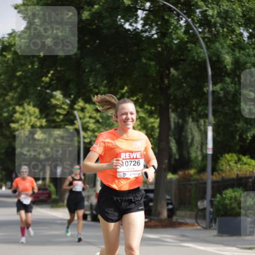 15.06.2025 - REWE Women's Run Jannik Wohlers http://msf.ph/oto/7939235 15.06.2025 08:44:44 Laufen 10726 meine-sportfotos.de