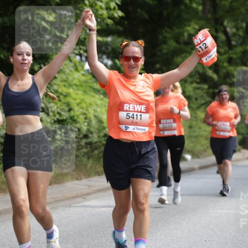 15.06.2025 - REWE Women's Run Jannik Wohlers http://msf.ph/oto/7939244 15.06.2025 10:14:41 Laufen 5411, 412, 5239, 78199 meine-sportfotos.de