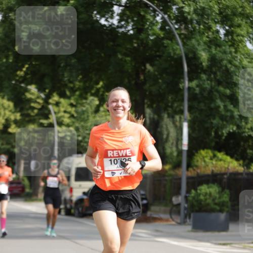 15.06.2025 - REWE Women's Run Jannik Wohlers http://msf.ph/oto/7939248 15.06.2025 08:44:44 Laufen 1025 meine-sportfotos.de