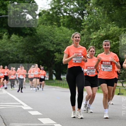 15.06.2025 - REWE Women's Run Dr. Thomas Lammeyer http://msf.ph/oto/7939282 15.06.2025 09:20:28 Laufen 226, 10713, 10494 meine-sportfotos.de