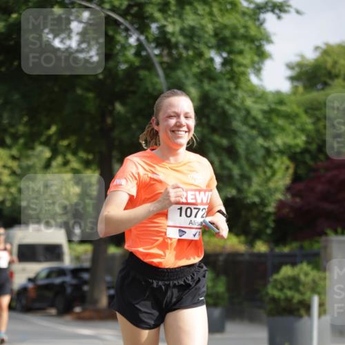 15.06.2025 - REWE Women's Run Jannik Wohlers http://msf.ph/oto/7939287 15.06.2025 08:44:45 Laufen 1072 meine-sportfotos.de