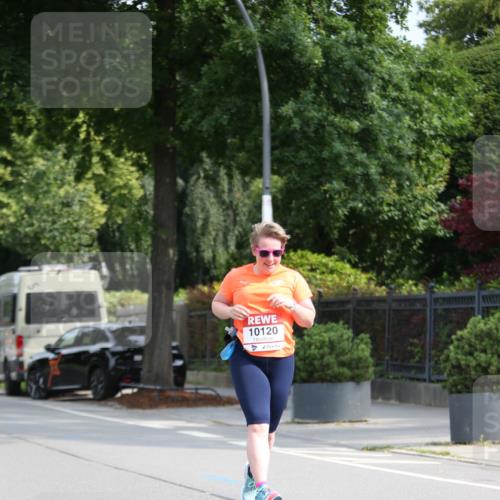 15.06.2025 - REWE Women's Run Jannik Wohlers http://msf.ph/oto/7939378 15.06.2025 09:57:34 Laufen 10120 meine-sportfotos.de