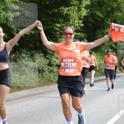 15.06.2025 - REWE Women's Run Jannik Wohlers http://msf.ph/oto/7939392 15.06.2025 10:14:42 Laufen 5411, 239, 4192, 54 meine-sportfotos.de