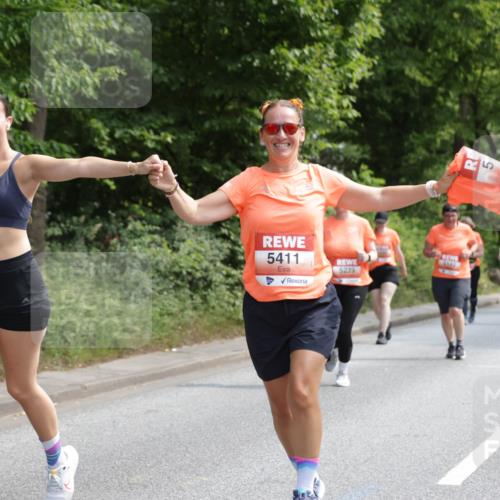 15.06.2025 - REWE Women's Run Jannik Wohlers http://msf.ph/oto/7939406 15.06.2025 10:14:43 Laufen 5411, 5239, 4102 meine-sportfotos.de