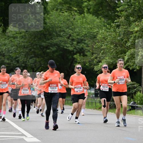 15.06.2025 - REWE Women's Run Dr. Thomas Lammeyer http://msf.ph/oto/7939414 15.06.2025 09:20:32 Laufen 10143, 10596, 0023, 10708, 10514, 10415 meine-sportfotos.de