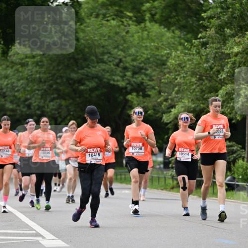 15.06.2025 - REWE Women's Run Dr. Thomas Lammeyer http://msf.ph/oto/7939420 15.06.2025 09:20:32 Laufen 10143, 10708, 10596, 10415, 10514, 023 meine-sportfotos.de