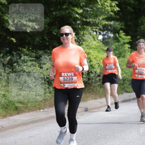 15.06.2025 - REWE Women's Run Jannik Wohlers http://msf.ph/oto/7939458 15.06.2025 10:14:44 Laufen 5239, 5460, 5192 meine-sportfotos.de