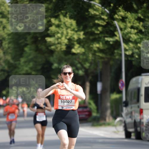 15.06.2025 - REWE Women's Run Jannik Wohlers http://msf.ph/oto/7939465 15.06.2025 08:44:50 Laufen 10027 meine-sportfotos.de