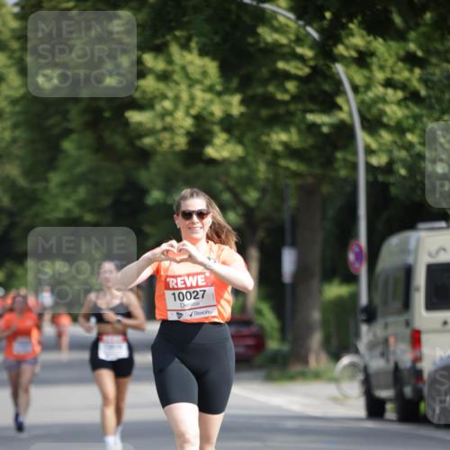 15.06.2025 - REWE Women's Run Jannik Wohlers http://msf.ph/oto/7939473 15.06.2025 08:44:50 Laufen 10027 meine-sportfotos.de