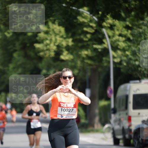 15.06.2025 - REWE Women's Run Jannik Wohlers http://msf.ph/oto/7939501 15.06.2025 08:44:51 Laufen 10027 meine-sportfotos.de