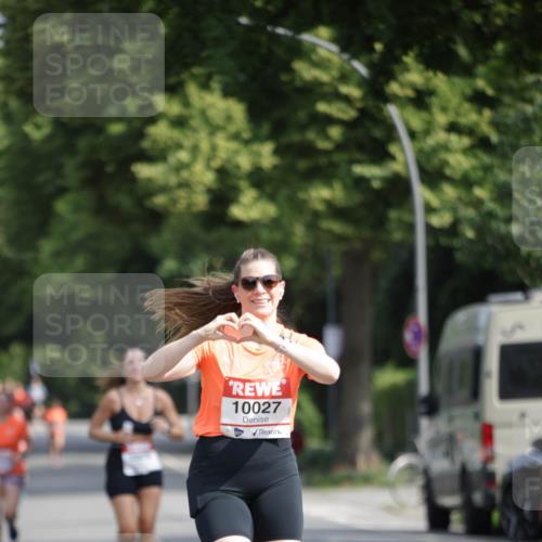 15.06.2025 - REWE Women's Run Jannik Wohlers http://msf.ph/oto/7939507 15.06.2025 08:44:51 Laufen 10027 meine-sportfotos.de