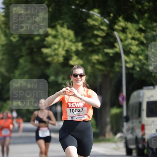 15.06.2025 - REWE Women's Run Jannik Wohlers http://msf.ph/oto/7939514 15.06.2025 08:44:51 Laufen 10027 meine-sportfotos.de