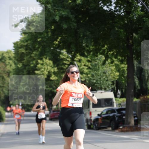 15.06.2025 - REWE Women's Run Jannik Wohlers http://msf.ph/oto/7939534 15.06.2025 08:44:52 Laufen 10027 meine-sportfotos.de