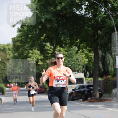 15.06.2025 - REWE Women's Run Jannik Wohlers http://msf.ph/oto/7939546 15.06.2025 08:44:52 Laufen 10027 meine-sportfotos.de