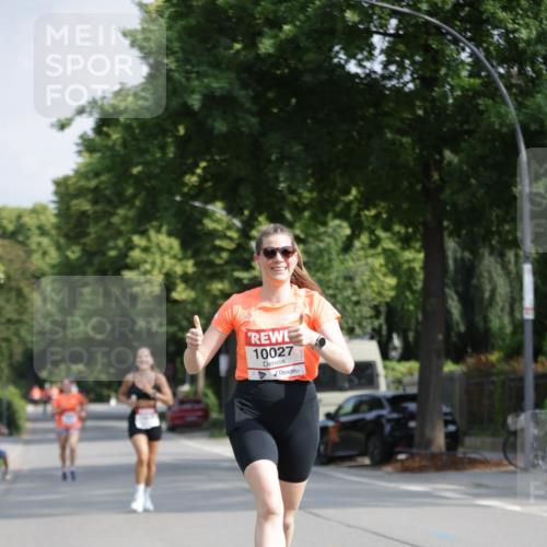 15.06.2025 - REWE Women's Run Jannik Wohlers http://msf.ph/oto/7939555 15.06.2025 08:44:52 Laufen 10027 meine-sportfotos.de