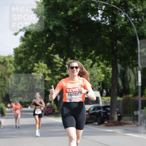 15.06.2025 - REWE Women's Run Jannik Wohlers http://msf.ph/oto/7939558 15.06.2025 08:44:52 Laufen 10027 meine-sportfotos.de
