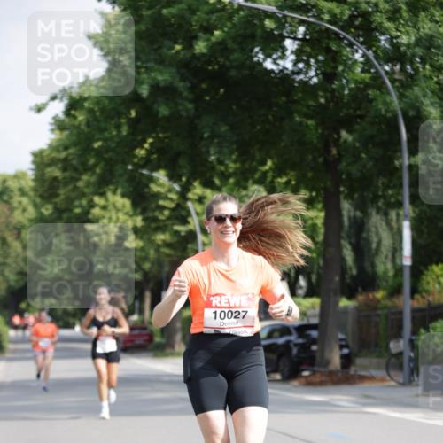 15.06.2025 - REWE Women's Run Jannik Wohlers http://msf.ph/oto/7939571 15.06.2025 08:44:53 Laufen 10027 meine-sportfotos.de
