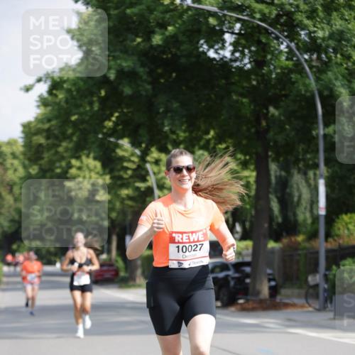 15.06.2025 - REWE Women's Run Jannik Wohlers http://msf.ph/oto/7939573 15.06.2025 08:44:53 Laufen 10027 meine-sportfotos.de