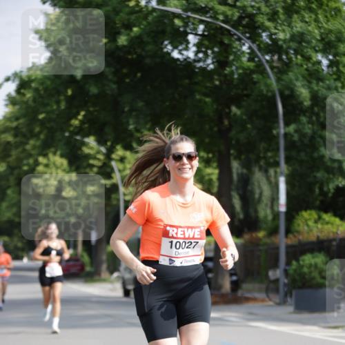 15.06.2025 - REWE Women's Run Jannik Wohlers http://msf.ph/oto/7939591 15.06.2025 08:44:53 Laufen 10027 meine-sportfotos.de