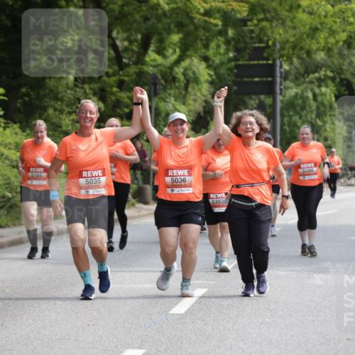15.06.2025 - REWE Women's Run Jannik Wohlers http://msf.ph/oto/7939628 15.06.2025 10:14:48 Laufen 5165, 5035, 5036, 5382, 5588 meine-sportfotos.de