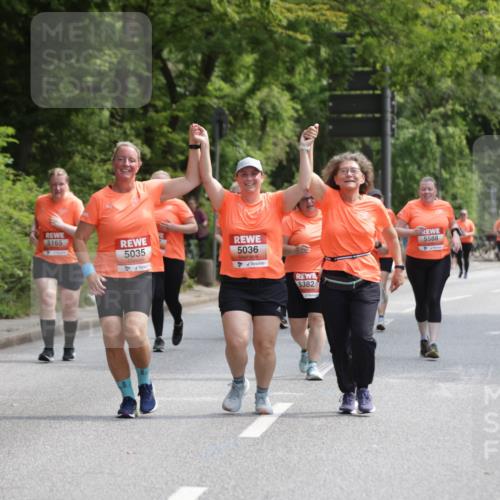 15.06.2025 - REWE Women's Run Jannik Wohlers http://msf.ph/oto/7939633 15.06.2025 10:14:48 Laufen 5165, 5614, 5035, 5036, 5382, 5588 meine-sportfotos.de