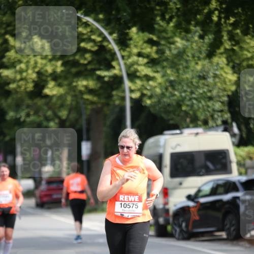 15.06.2025 - REWE Women's Run Jannik Wohlers http://msf.ph/oto/7939662 15.06.2025 09:57:48 Laufen 10575 meine-sportfotos.de