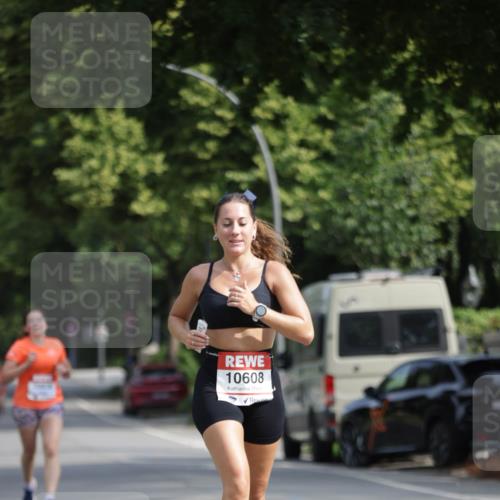 15.06.2025 - REWE Women's Run Jannik Wohlers http://msf.ph/oto/7939675 15.06.2025 08:44:55 Laufen 10608 meine-sportfotos.de