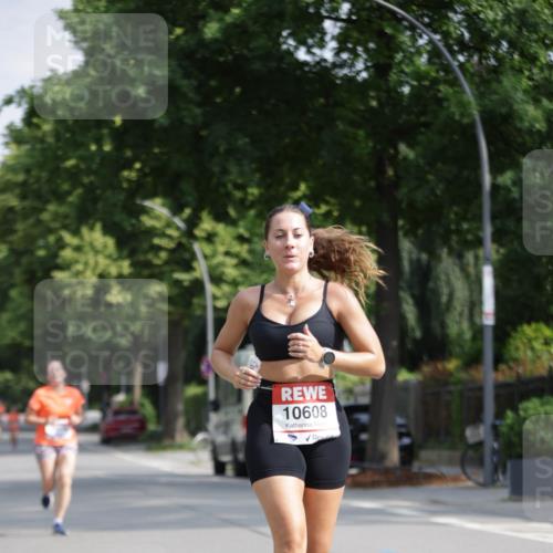 15.06.2025 - REWE Women's Run Jannik Wohlers http://msf.ph/oto/7939743 15.06.2025 08:44:57 Laufen 10608 meine-sportfotos.de