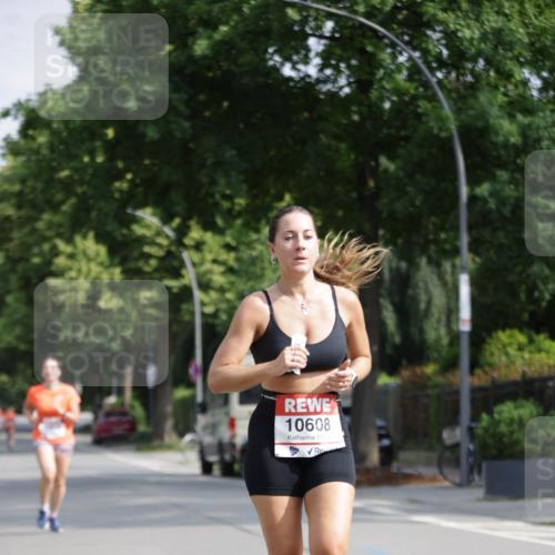 15.06.2025 - REWE Women's Run Jannik Wohlers http://msf.ph/oto/7939754 15.06.2025 08:44:57 Laufen 10608 meine-sportfotos.de