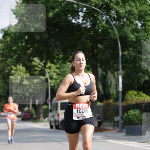 15.06.2025 - REWE Women's Run Jannik Wohlers http://msf.ph/oto/7939759 15.06.2025 08:44:57 Laufen 10608 meine-sportfotos.de
