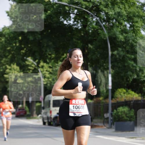 15.06.2025 - REWE Women's Run Jannik Wohlers http://msf.ph/oto/7939765 15.06.2025 08:44:57 Laufen 10608 meine-sportfotos.de