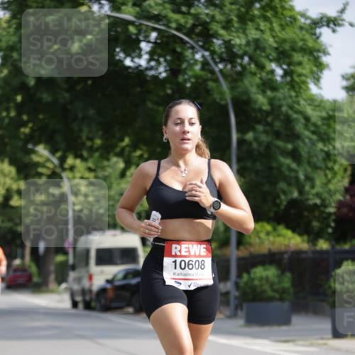 15.06.2025 - REWE Women's Run Jannik Wohlers http://msf.ph/oto/7939783 15.06.2025 08:44:57 Laufen 10608 meine-sportfotos.de