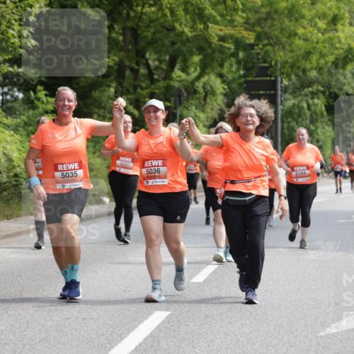 15.06.2025 - REWE Women's Run Jannik Wohlers http://msf.ph/oto/7939804 15.06.2025 10:14:50 Laufen 51, 5014, 5035, 5237, 5036, 5588 meine-sportfotos.de