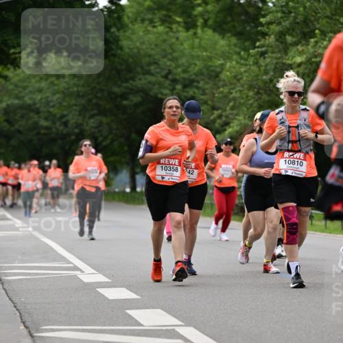15.06.2025 - REWE Women's Run Dr. Thomas Lammeyer http://msf.ph/oto/7939810 15.06.2025 09:20:41 Laufen 10358, 42, 10810 meine-sportfotos.de