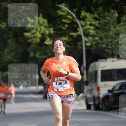 15.06.2025 - REWE Women's Run Jannik Wohlers http://msf.ph/oto/7939817 15.06.2025 08:45:00 Laufen 10838 meine-sportfotos.de