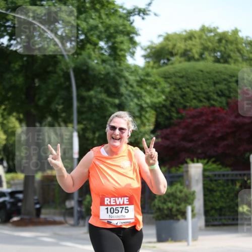 15.06.2025 - REWE Women's Run Jannik Wohlers http://msf.ph/oto/7939847 15.06.2025 09:57:52 Laufen 10575 meine-sportfotos.de