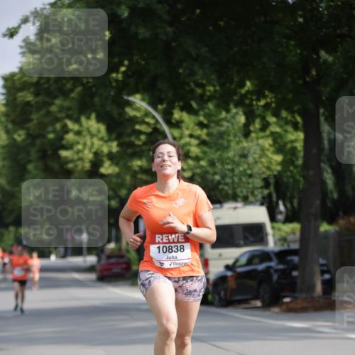 15.06.2025 - REWE Women's Run Jannik Wohlers http://msf.ph/oto/7939848 15.06.2025 08:45:00 Laufen 10838 meine-sportfotos.de