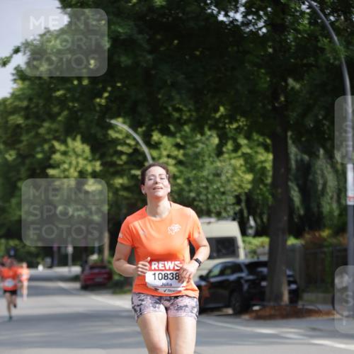 15.06.2025 - REWE Women's Run Jannik Wohlers http://msf.ph/oto/7939858 15.06.2025 08:45:01 Laufen 10838 meine-sportfotos.de