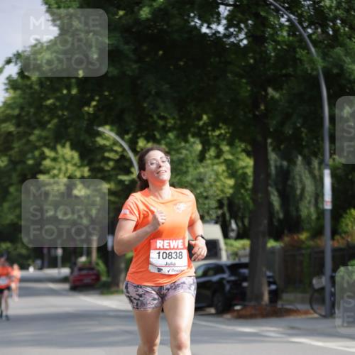 15.06.2025 - REWE Women's Run Jannik Wohlers http://msf.ph/oto/7939871 15.06.2025 08:45:01 Laufen 10838 meine-sportfotos.de