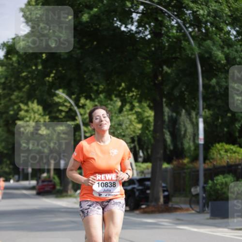15.06.2025 - REWE Women's Run Jannik Wohlers http://msf.ph/oto/7939880 15.06.2025 08:45:01 Laufen 10838 meine-sportfotos.de